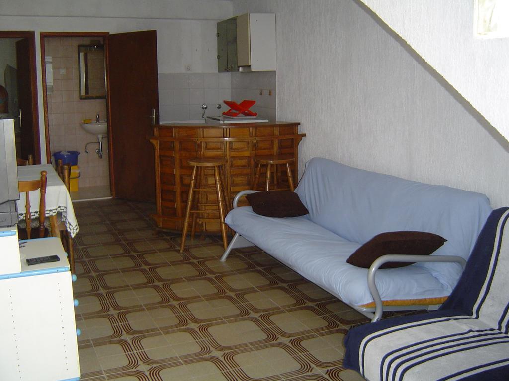 Apartmani Lukin Бетина Экстерьер фото